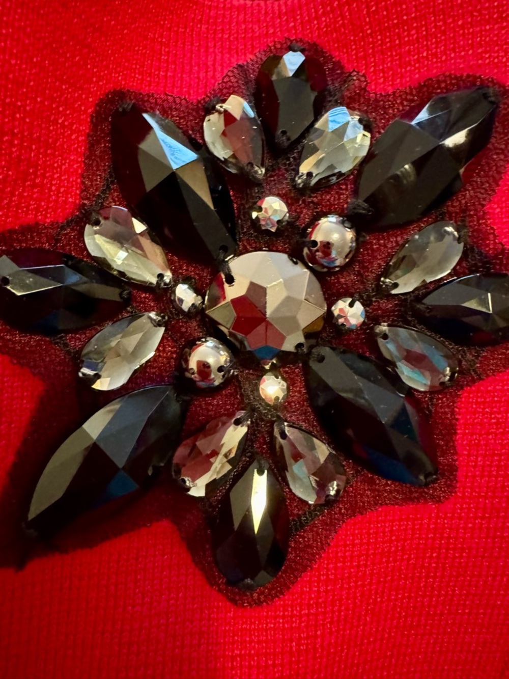 **NWT** JM Collection Red Asymmetrical Sweater Jacket & Jeweled Brooch Size - L - Picture 6 of 11